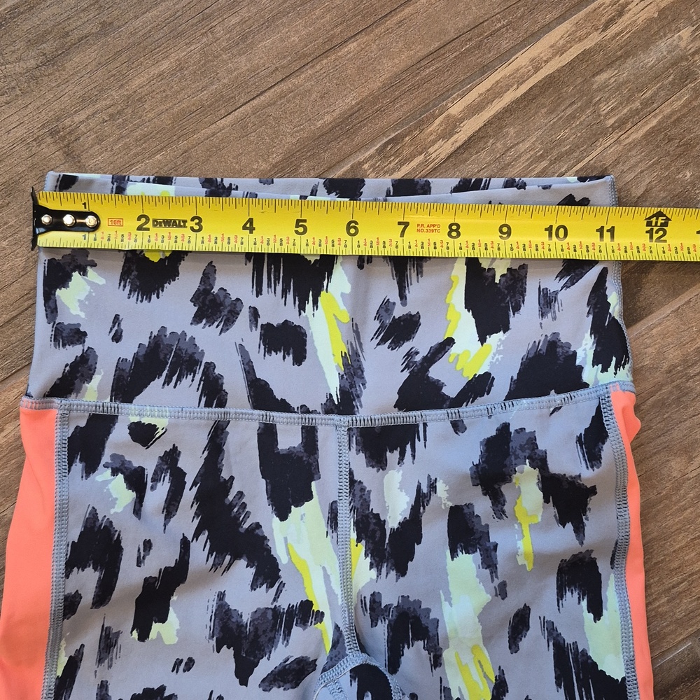 Aerie Animal Print Small Leggings & Medium Sports Bra Tank Set - Picture 7 of 12